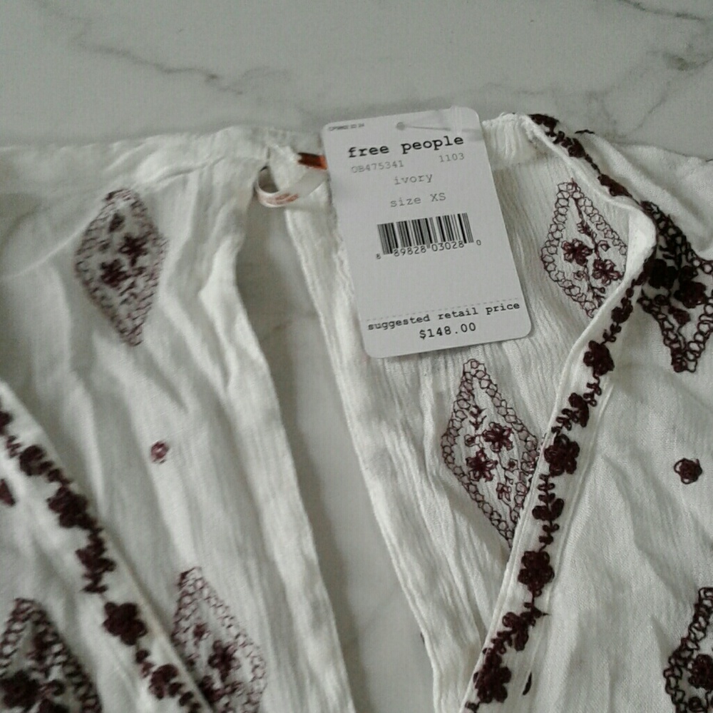 Free People red and white floral tunic size Xs - Picture 6 of 8